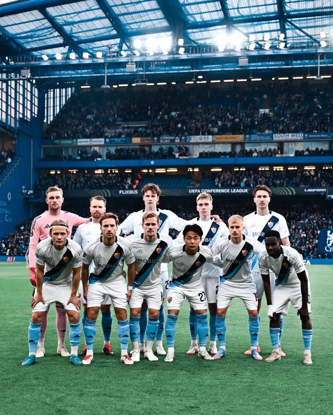 瑞典队在对阵斯洛伐克队的激战中逆转胜利 瑞典队在对阵斯洛伐克队的激战中逆转胜利