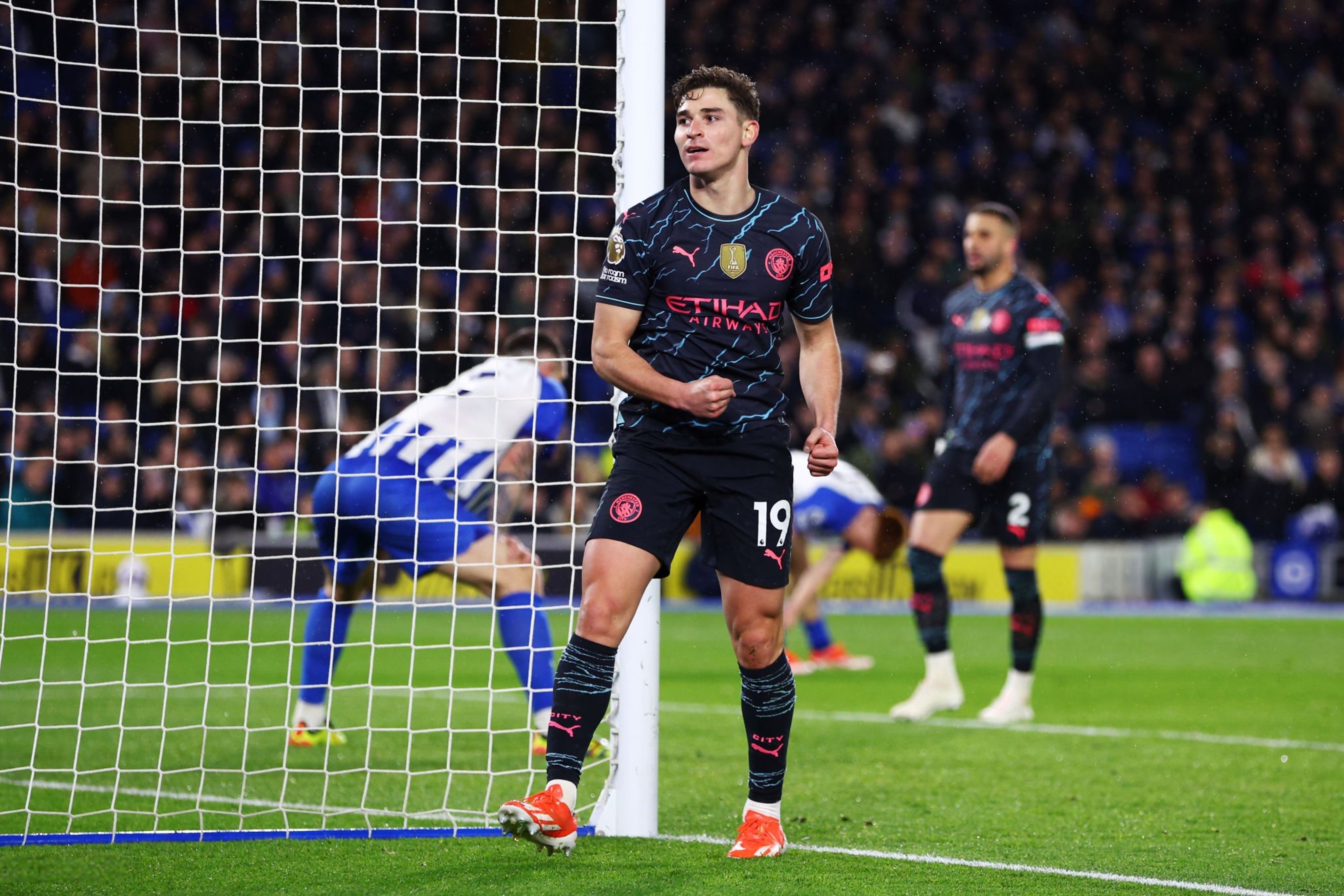 关于AC米兰客场战平阿特莱提科马德迪的信息 关于AC米兰客场战平阿特莱提科马德迪的信息