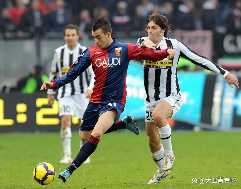 热那亚球队备战新赛季,教练组注重战术布置 热那亚球队备战新赛季,教练组注重战术布置