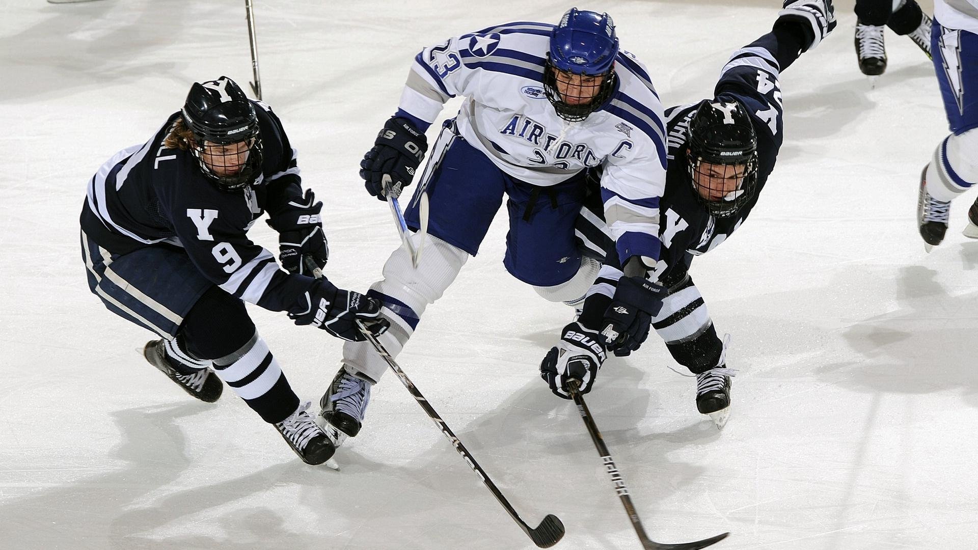 冰火争锋，从德甲焦点到东北虎啸—解析双线争冠的战术密码